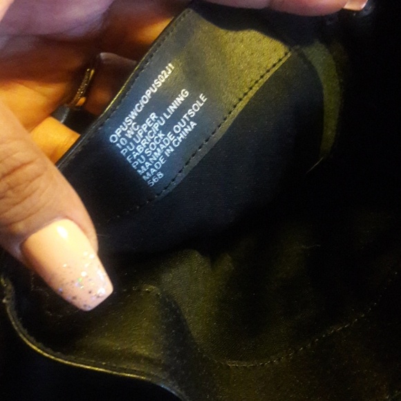 Beautiful tall black boots - Picture 5 of 5